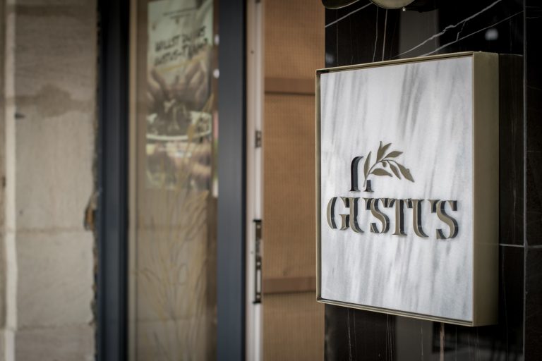 Gustus Mediteranean Europäisch Restaurant - Eleni Tsoka - Interior Architecture & Design Hamburg Gustus Restaurant Interior Design - Gastronomie Gestaltung Hamburg